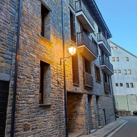 Apartment Vico Escarrilla