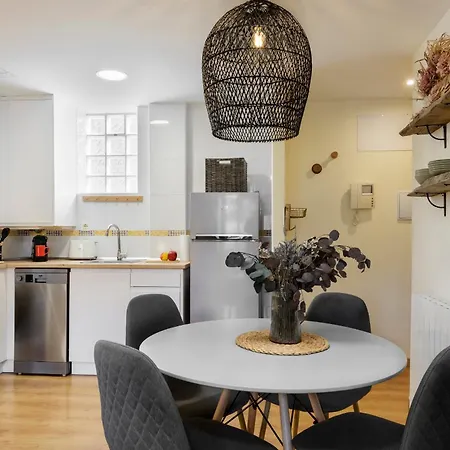 Apartment Vico Escarrilla